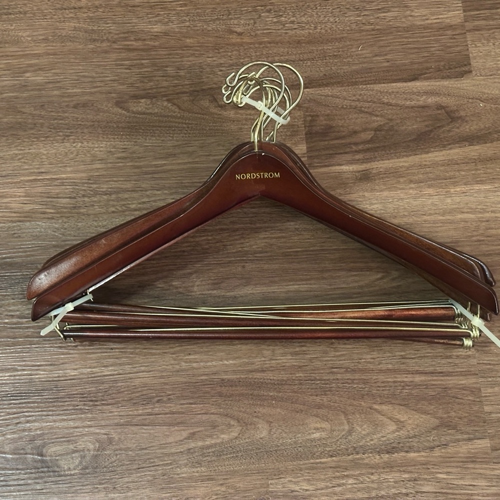 Nordstrom Wooden Suit/Coat Hanger Set x8